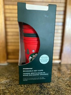 Starbuck cups