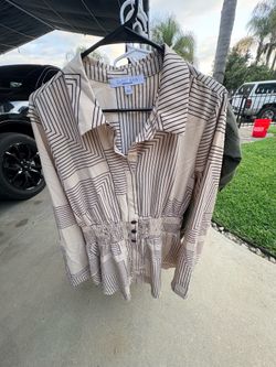 New Long sleeve dressy shirt size Large $5