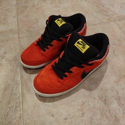 Nike SB Dunk Low Red Firecracker 9.5
