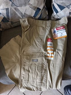 Wrangler Relaxed Fit Cargo Pants 32x30
