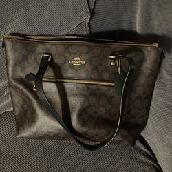 Coach purse, authentic