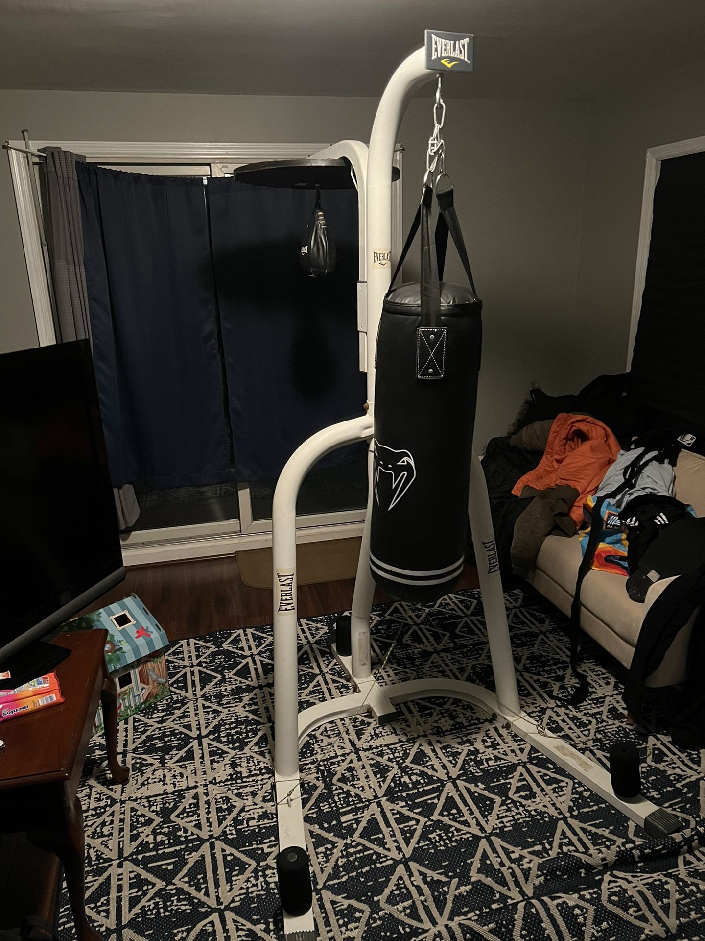 Practically new Everlast Heavy Bag and Speed bag stand with brand new Venum heavybag