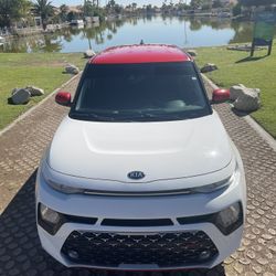 2020 Kia Soul GT Line