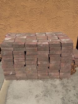 (86) 4x8x1/4” bricks