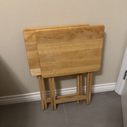 Folding TV tray table