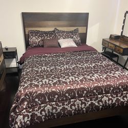 Brown Wood Queen Size bedroom Set