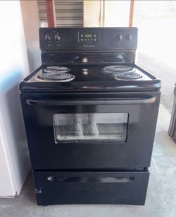 Black Frigidaire Electric Stove Oven Range