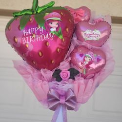 Strawberry Shortcake Balloon Bouquet  🍓🎈🎀