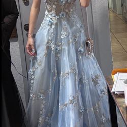 PROM DRESS