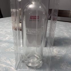 Supreme glass spray bottle