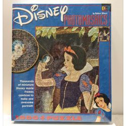 Disney 'Snow White' Photomosaic Puzzle - 1026pcs - 27" x 20" *NEW*