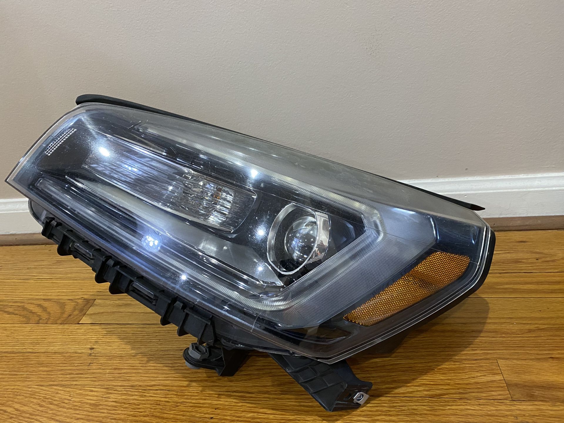 Acadia 2016 headlight