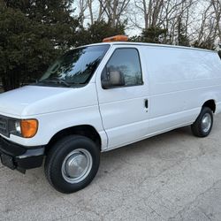 Ford E250 Cargo Van 