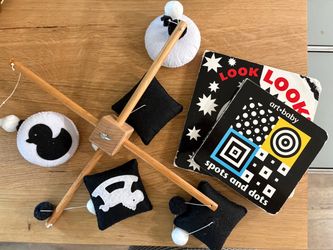 Newborn Contrast Black and White Baby Mobile with Felt Toys