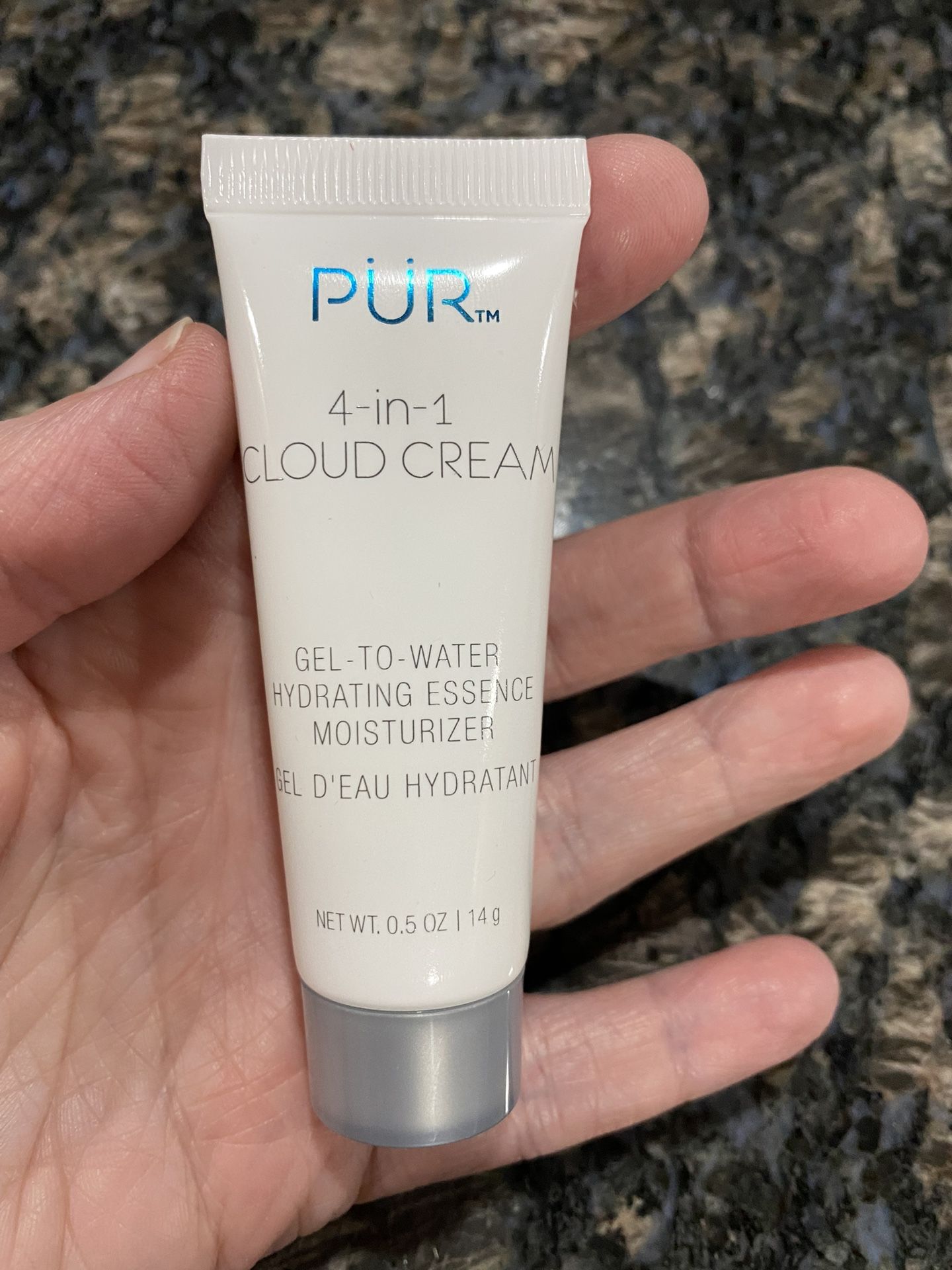 NEW PUR 4 IN 1 CLOUD CREAM GEL TO WATER HYDRATING ESSENCE MOISTURIZER $4!