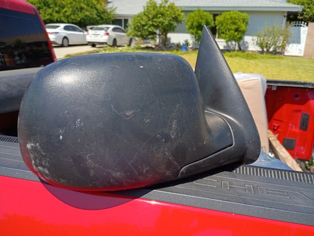 1999 To 2007 Silverado Side Mirror Tahoe Yukon Suburban