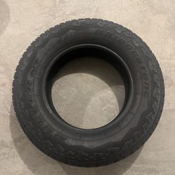 Bridgestone Dueler A/T 255/70/18 brand new