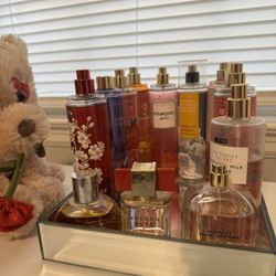 Lot Of 13 Eau de toilette And Perfumes 