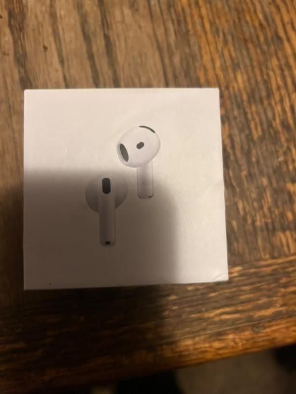 Airpods 4
