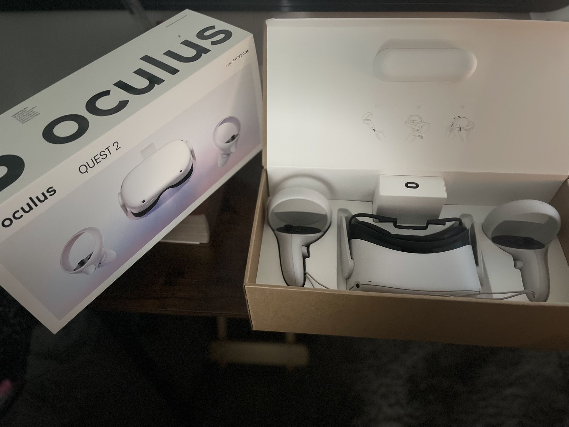 Oculus Quest 2 / 128 Gb. W/ $100+ Of Accessories