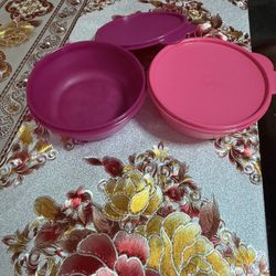 Tupperware 
