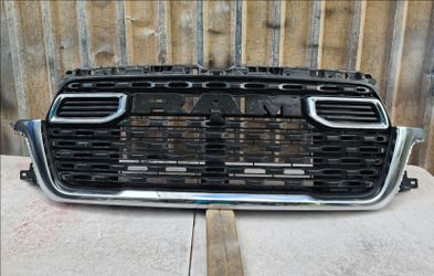 2025-2026 Dodge RAM 1500 Front Grille OEM