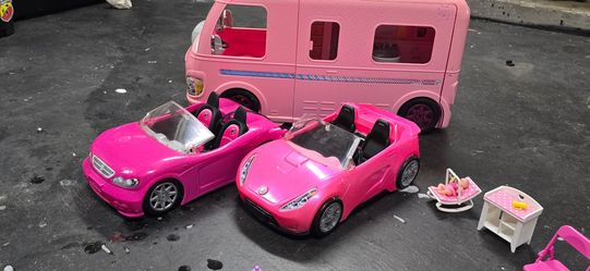 2 barbie cars 1 rv