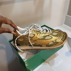 Bottega Sneakers Men’s Gold