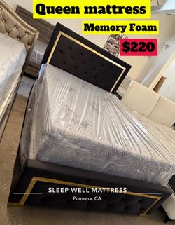 Queen size memory foam mattress