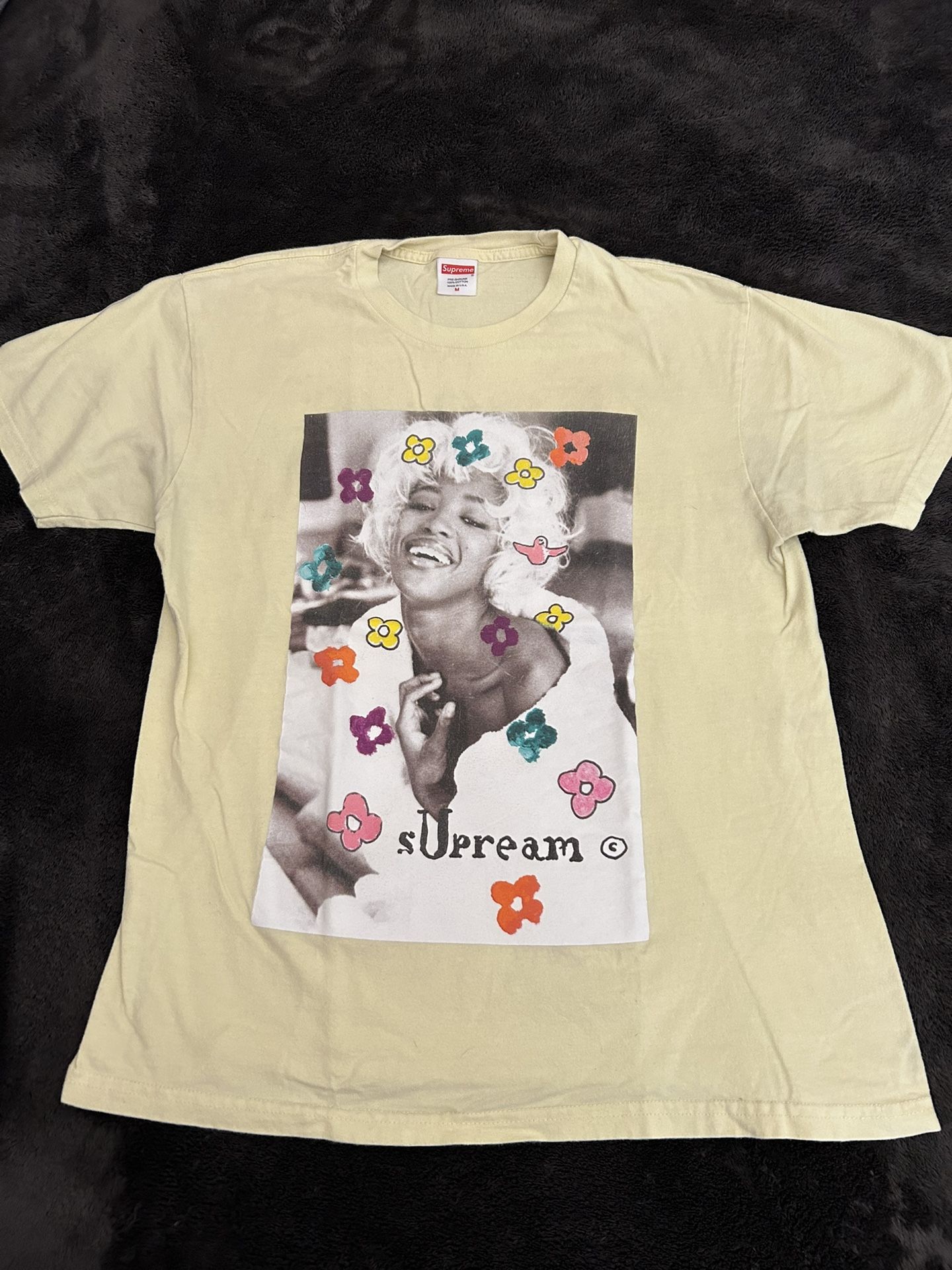 Supreme Naomi Tee