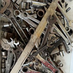 Miscellaneous Wrenches And Sockets