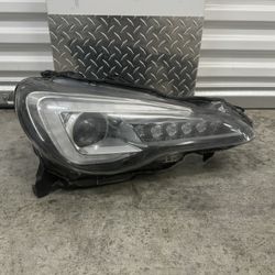 2017 - 2020 SUBARU BRZ // BR-Z SIDE RH PASSENGER HEADLIGHT OEM