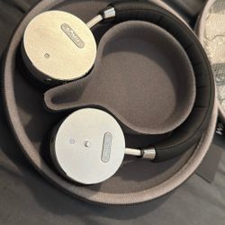 BÖHM B-66 Noise Cancelling Bluetooth Headphones