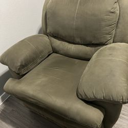 Couch Set 600 For All 3 Or Best Offer