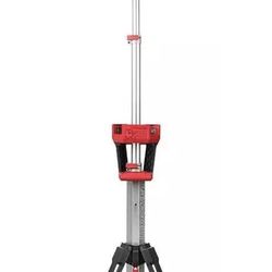Milwaukee Tripod Light 