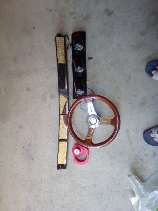Detachable Steering Wheel Gages Mirror