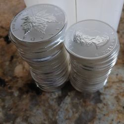 Silver .999 Fine Maple Leafs