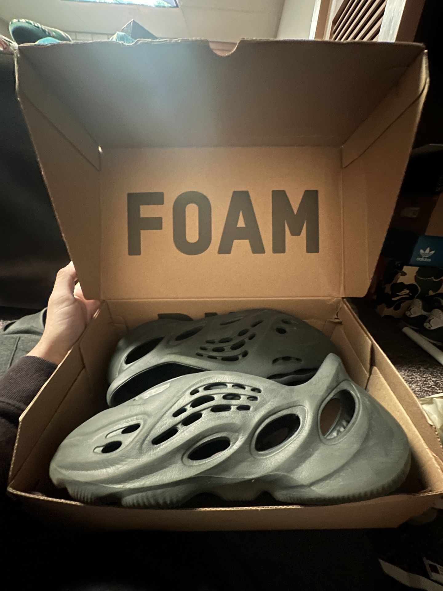 Yzy Foam Runners