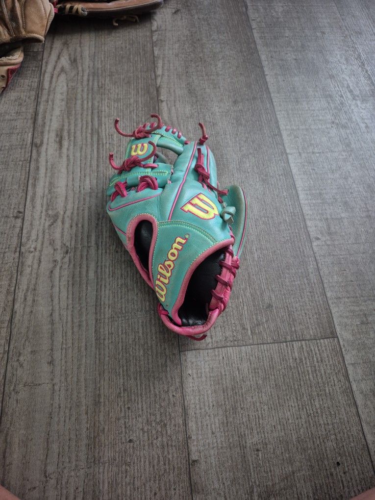 Baseball Glove