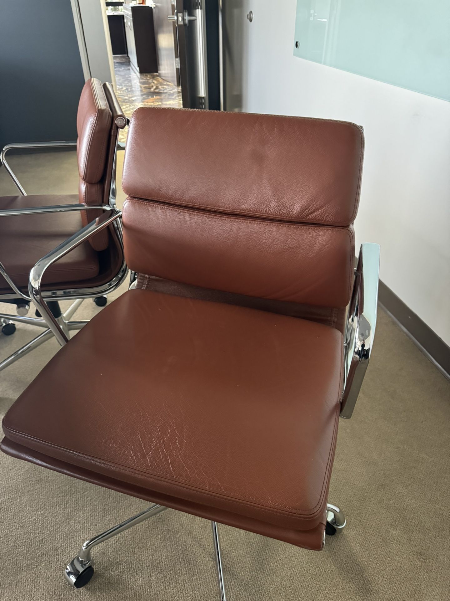 OFFICE FURNITURE (Chairs & desks)