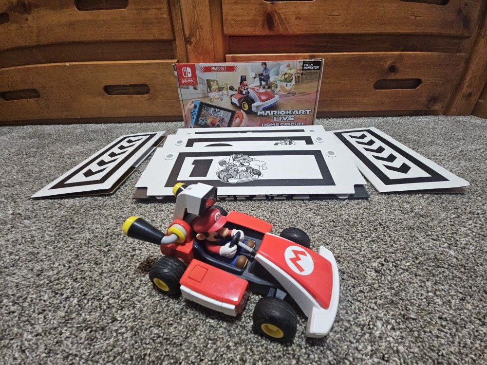 Mario Kart Live: Home Circuit (Mario)