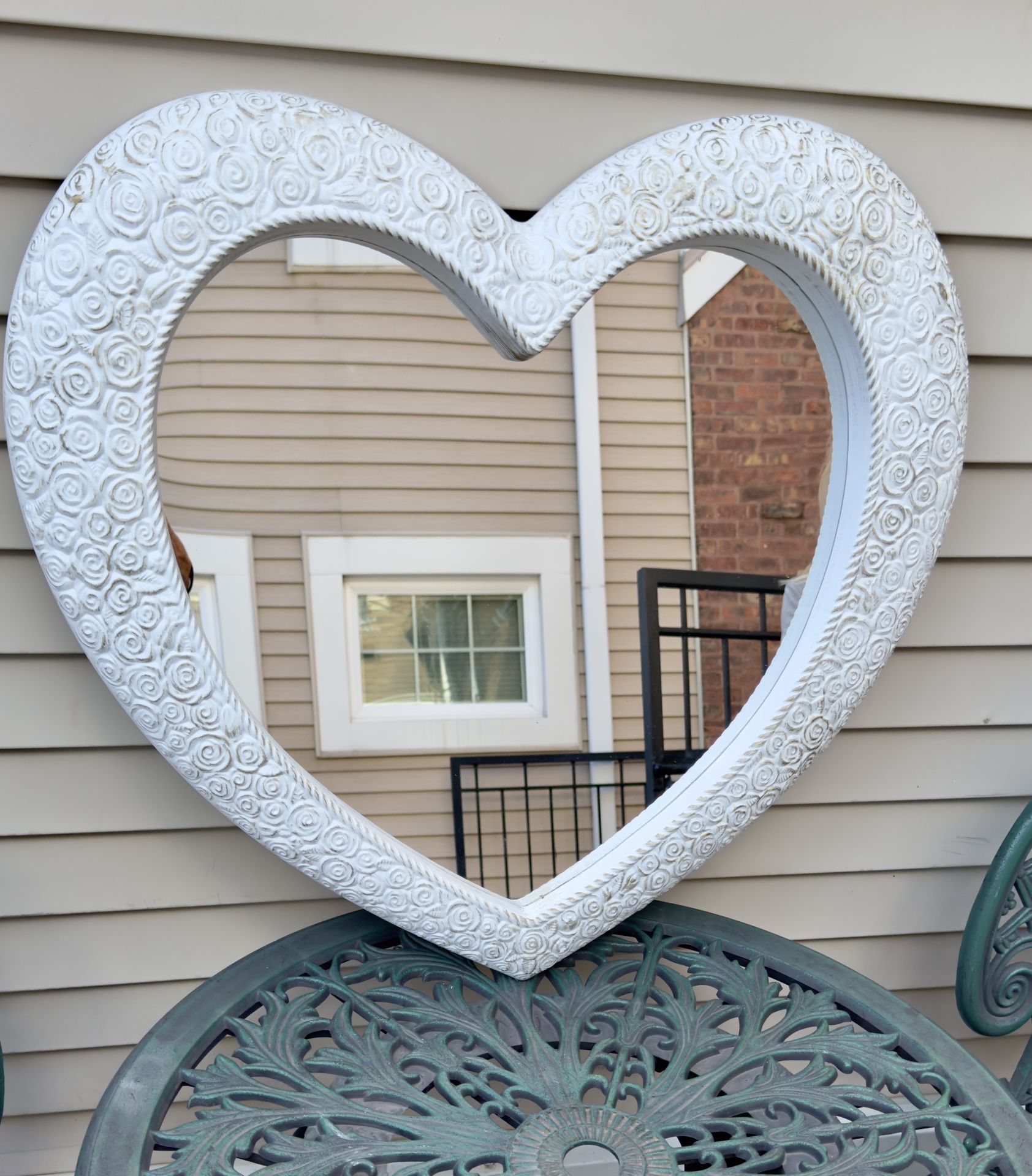 LOVELY HEART MIRROR