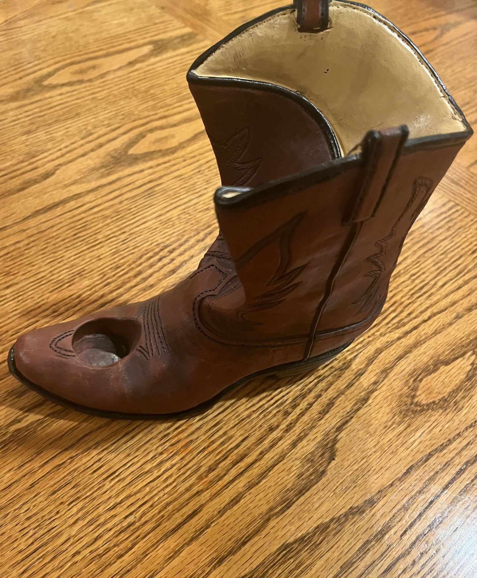 Western /Rustic- Wine Bottle Holder