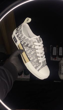 christian dior shoes B23