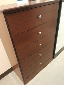 Cherry Dresser comoda