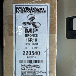 16 R 10 Bronze Michigan Propeller New In Box