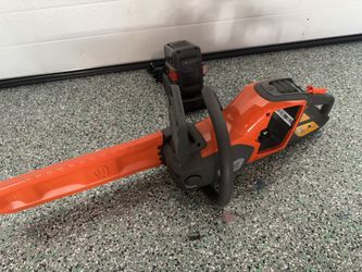 Husqvarna Power Axe Battery Operated Chainsaw, 14”