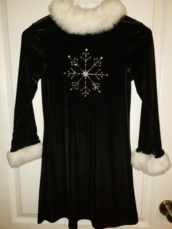 Bonnie Jean Girls Black Velour with beading Holiday Dress from MACY'S Size 10