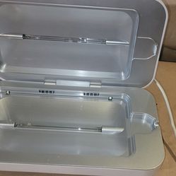 Cell Ultraviolet Decontamination Pod