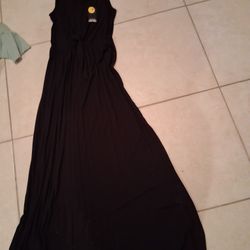 Dresses Casual. Different Styles. Sz Small.